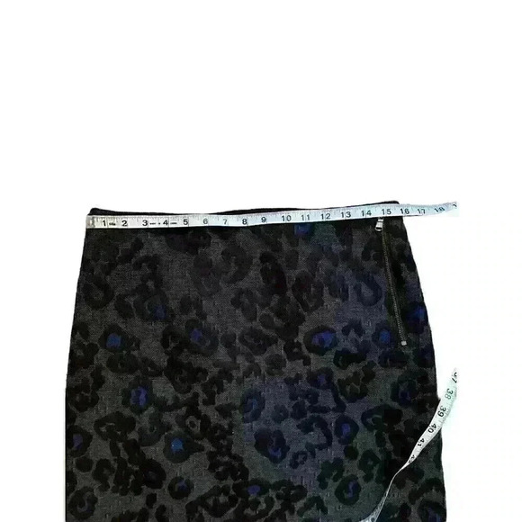 Ann Taylor Loft Skirt - Picture 3 of 4